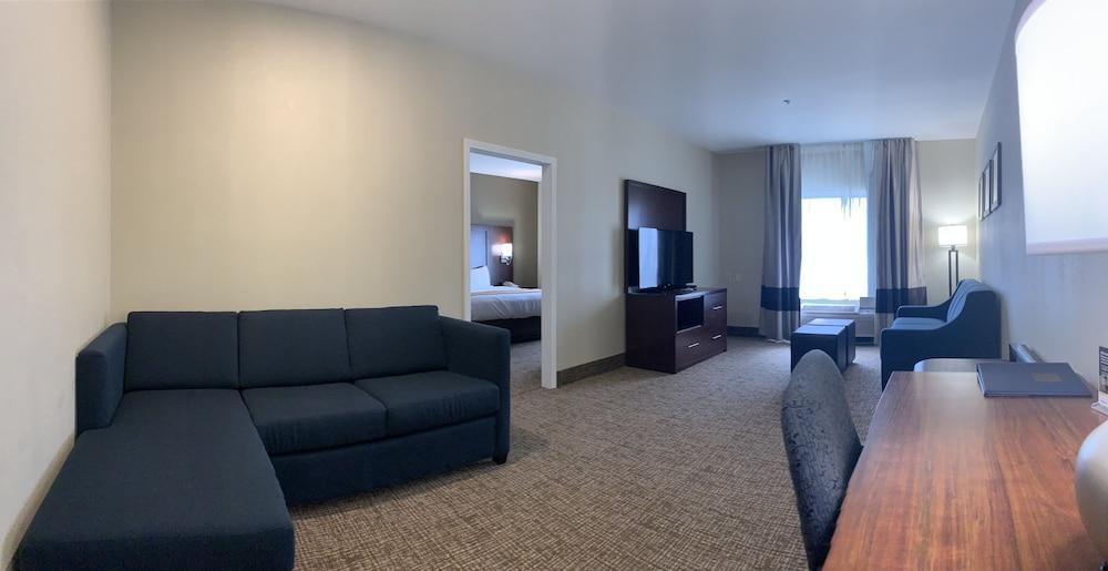 Comfort Suites Auburn Near I-69 Buitenkant foto