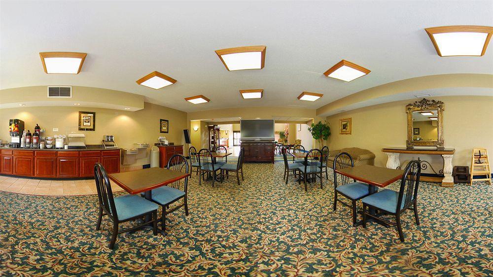 Comfort Suites Auburn Near I-69 Buitenkant foto